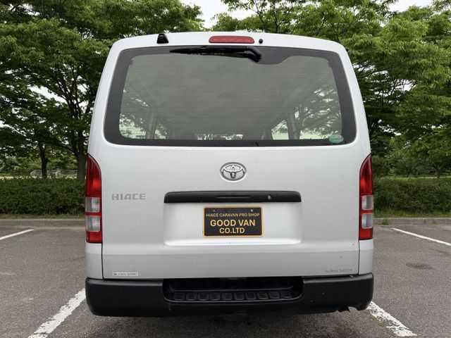 TOYOTA HIACE van 4WD 2013