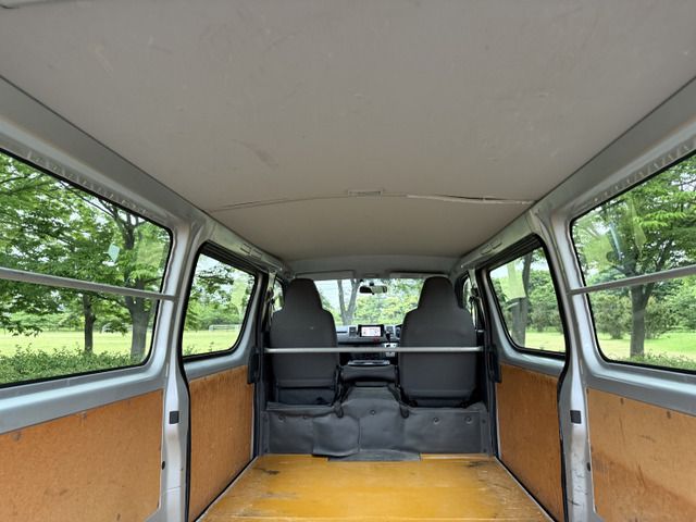 TOYOTA HIACE van 4WD 2013