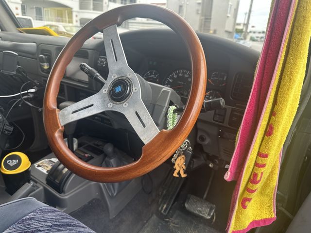 TOYOTA LANDCRUISER PRADO 1931