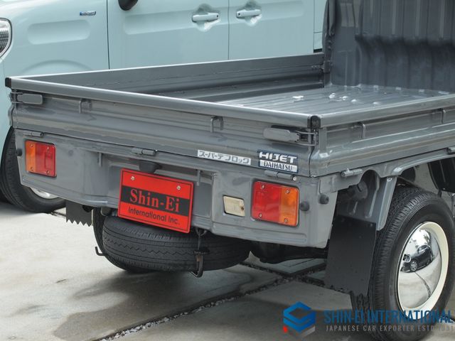 DAIHATSU HIJET truck 4WD 1998