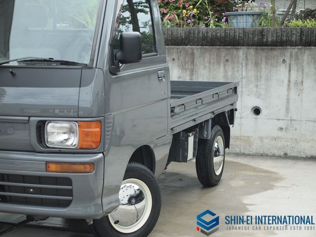 DAIHATSU HIJET truck 4WD 1998