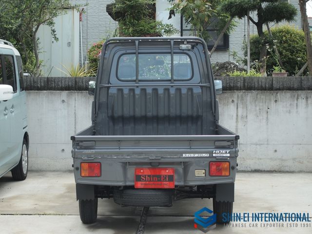 DAIHATSU HIJET truck 4WD 1998