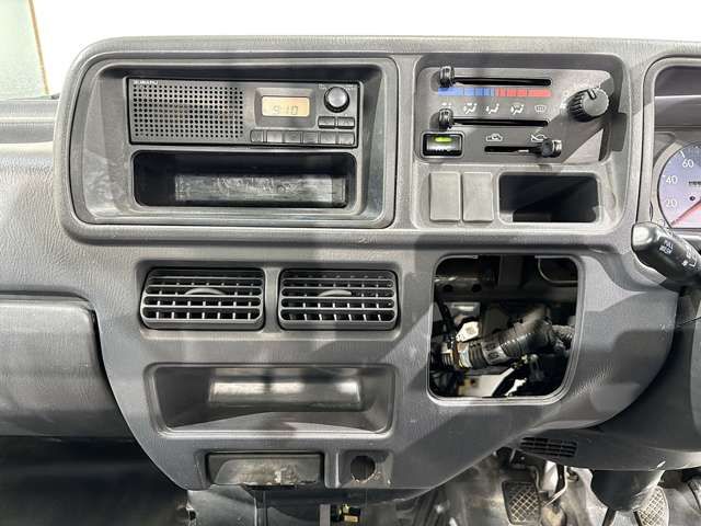 SUBARU SAMBAR truck 4WD 2004