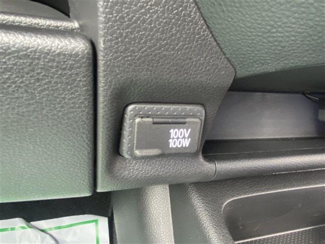 NISSAN NV150 AD 4WD 2019