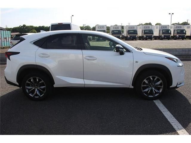 TOYOTA LEXUS NX200t AWD 2014