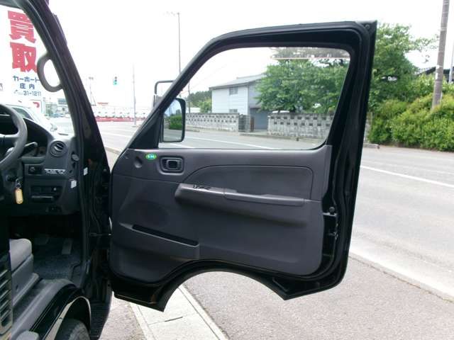 NISSAN CARAVAN van 4WD 2005