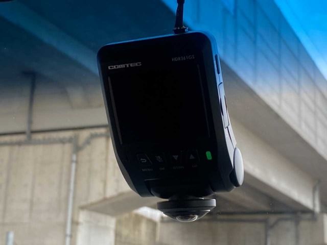 DAIHATSU HIJET CARGO 4WD 2015