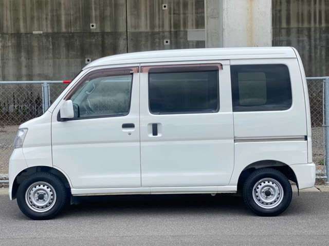DAIHATSU HIJET CARGO 4WD 2015