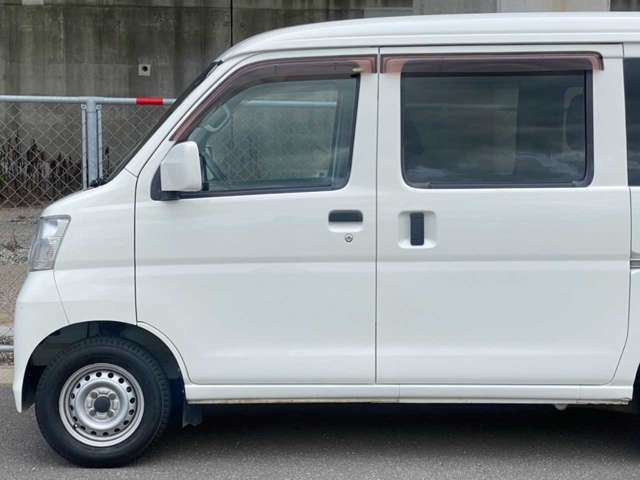DAIHATSU HIJET CARGO 4WD 2015