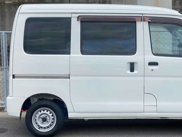 DAIHATSU HIJET CARGO 4WD 2015