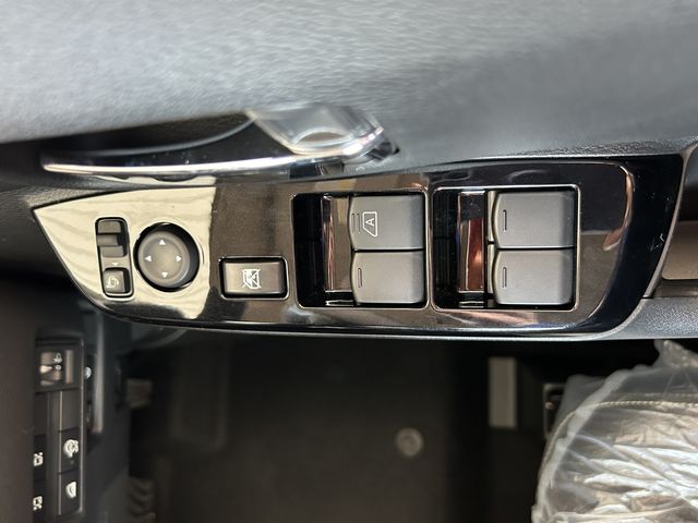 MITSUBISHI DELICA MINI 2025