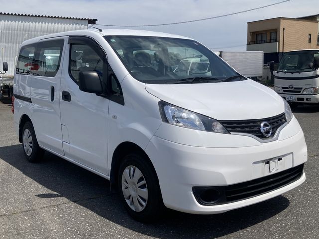 NISSAN NV200 VANETTE van 2019