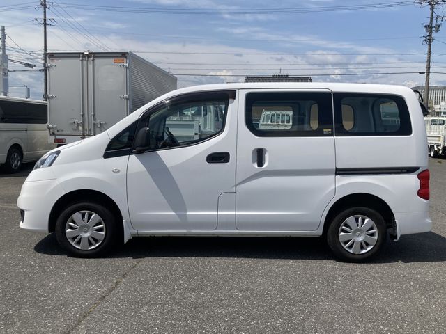 NISSAN NV200 VANETTE van 2019