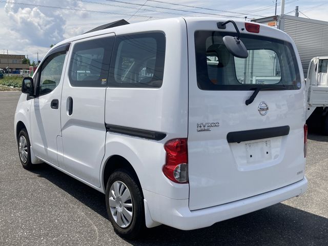 NISSAN NV200 VANETTE van 2019