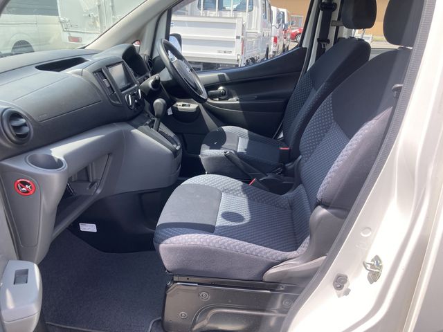 NISSAN NV200 VANETTE van 2019