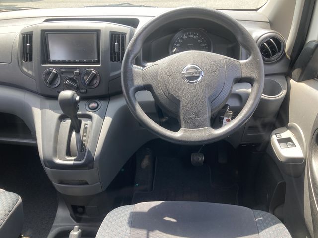 NISSAN NV200 VANETTE van 2019