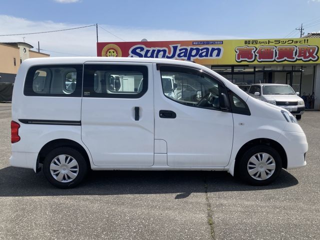 NISSAN NV200 VANETTE van 2019