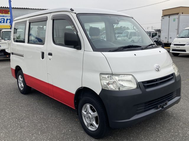 TOYOTA TOWNACE van 4WD 2018