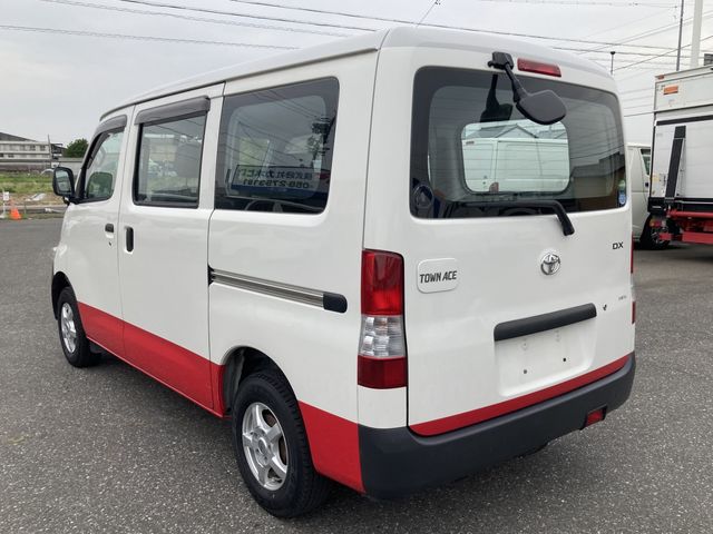 TOYOTA TOWNACE van 4WD 2018