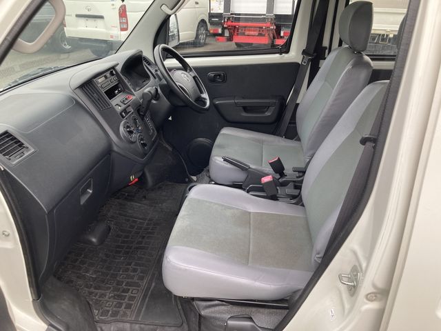 TOYOTA TOWNACE van 4WD 2018