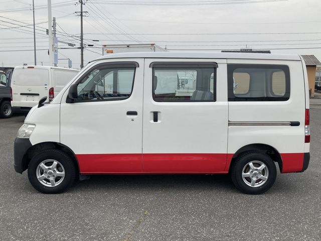 TOYOTA TOWNACE van 4WD 2018