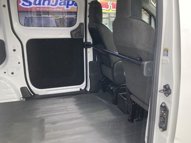 NISSAN NV200 VANETTE van 2019