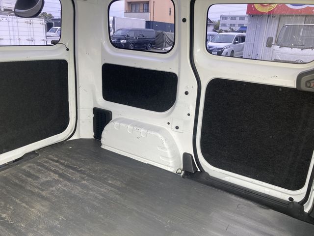 NISSAN NV200 VANETTE van 2019