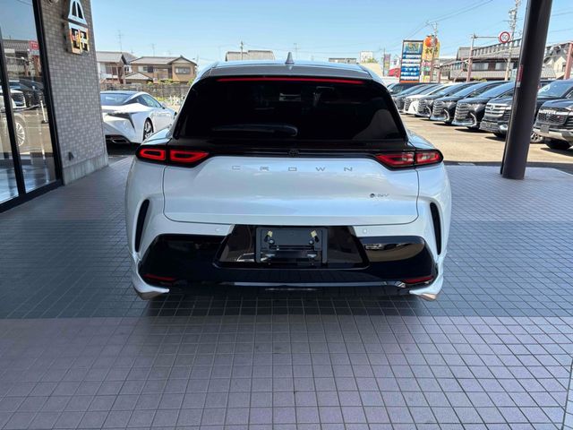 TOYOTA CROWN SPORT 2024