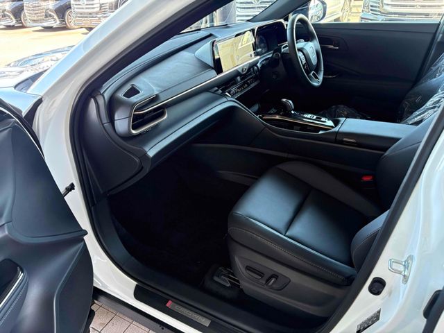 TOYOTA CROWN SPORT 2024