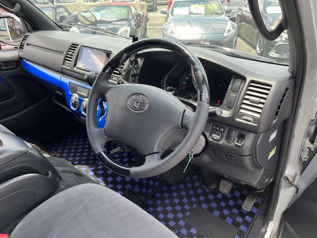 TOYOTA REGIUSACE van 2WD 2011