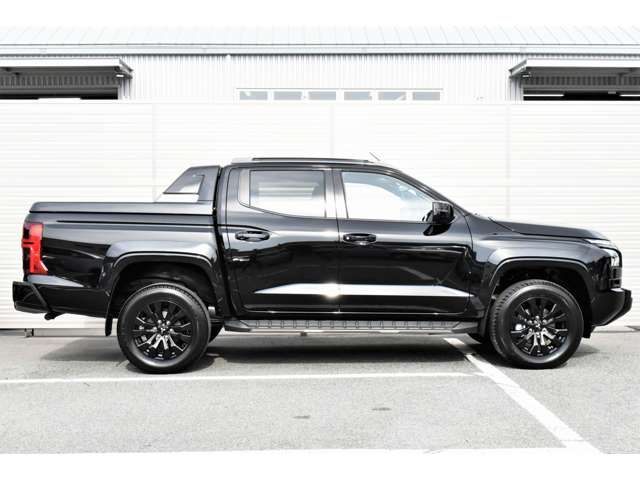 MITSUBISHI TRITON 2024