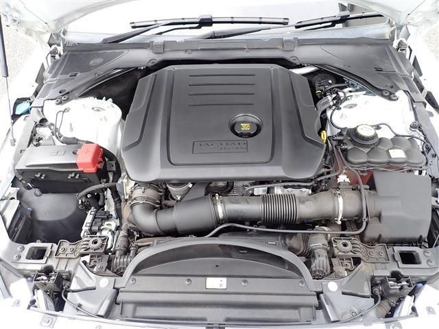 JAGUAR JAGUAR XEseries 2017