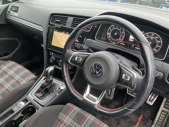 VOLKSWAGEN VOLKSWAGEN GOLF GTI 2018