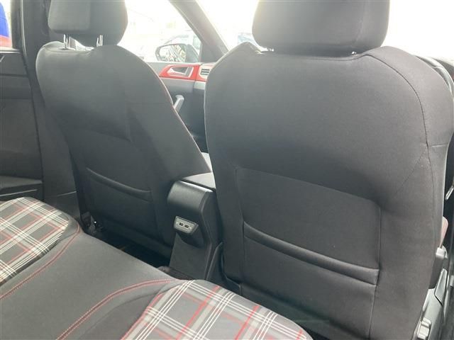 VOLKSWAGEN VOLKSWAGEN POLO GTI 2019