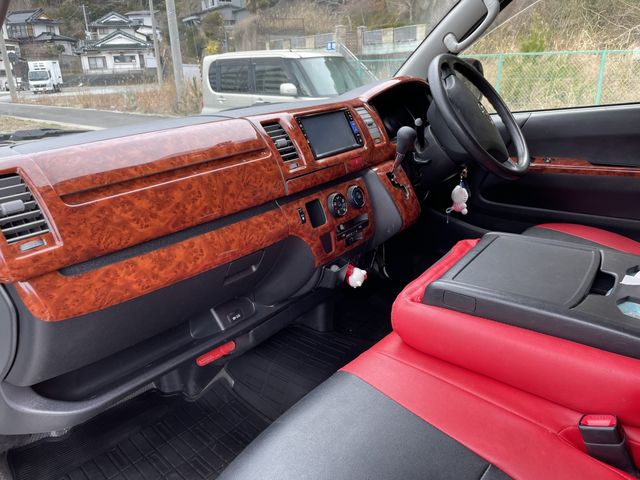 TOYOTA REGIUSACE van 1.25t 2WD 2013