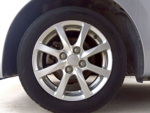 DAIHATSU MOVE 4WD 2014