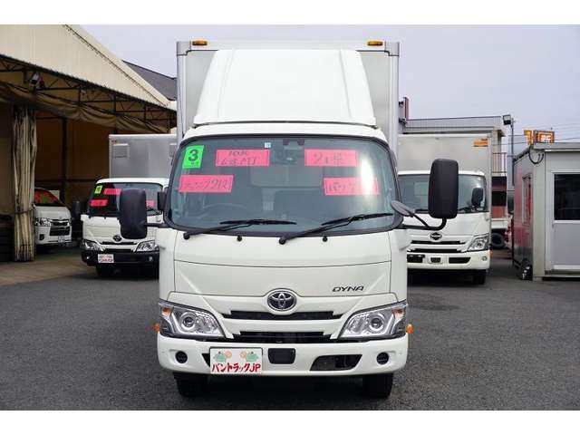 TOYOTA DYNA 2021