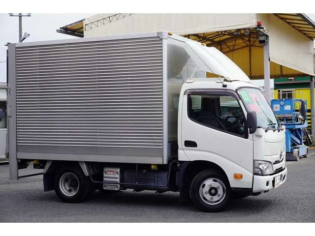 TOYOTA DYNA 2021