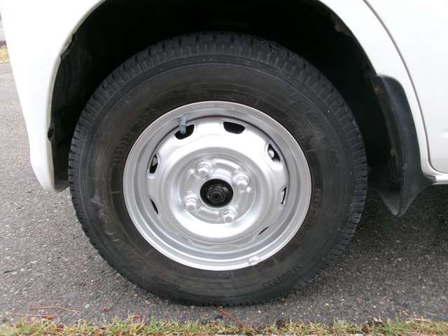 NISSAN NT100 CLIPPER 4WD 2012