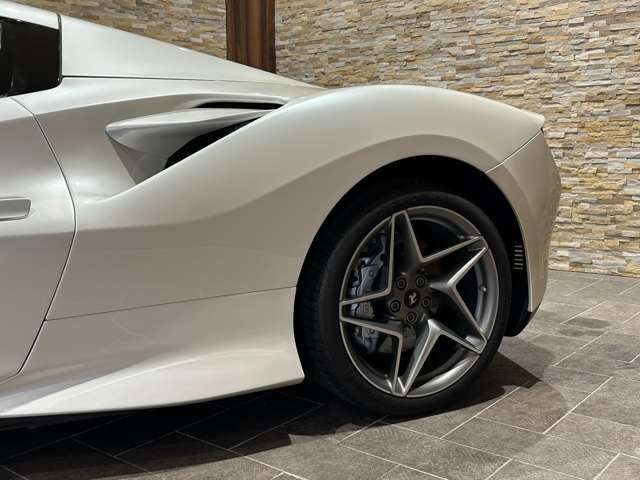 FERRARI FERRARI F8 Spider 2021