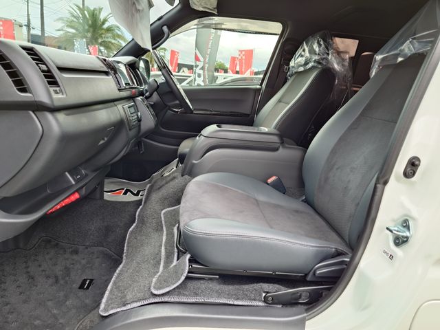 TOYOTA REGIUSACE van 4WD 2020