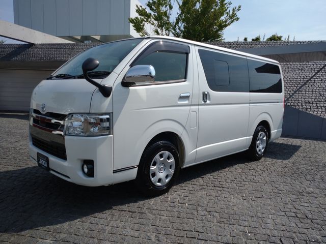TOYOTA HIACE van 2WD 2018