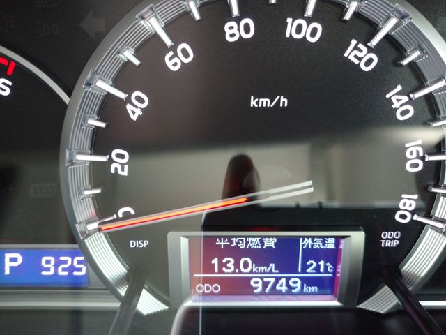 TOYOTA HIACE van 2WD 2018