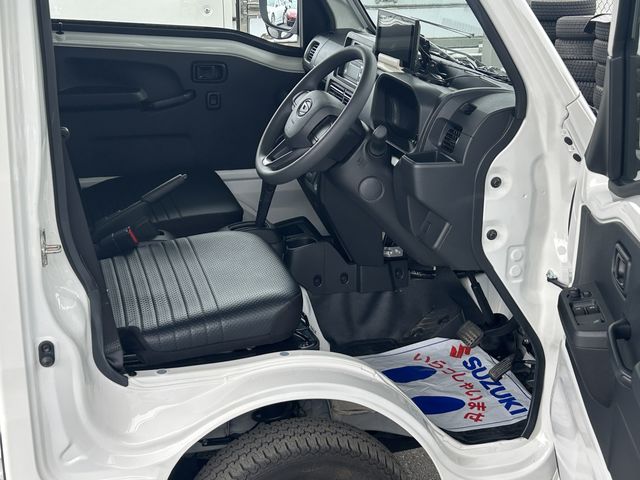 DAIHATSU HIJET truck 2023