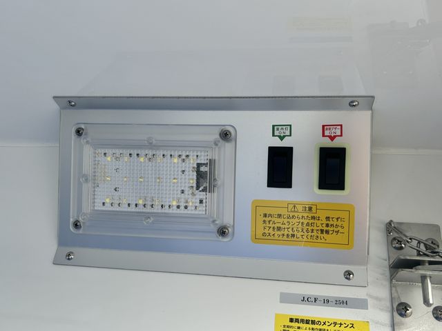 DAIHATSU HIJET truck 2023