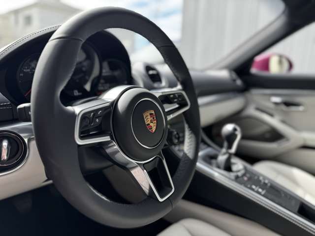 PORSCHE PORSCHE 718CAYMAN 2024