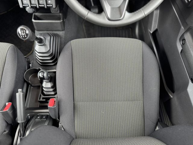 SUZUKI JIMNY SIERRA 2023