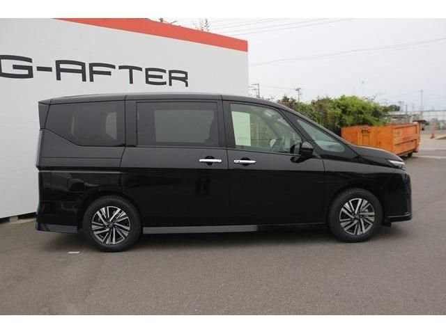 NISSAN SERENA  WG 2023