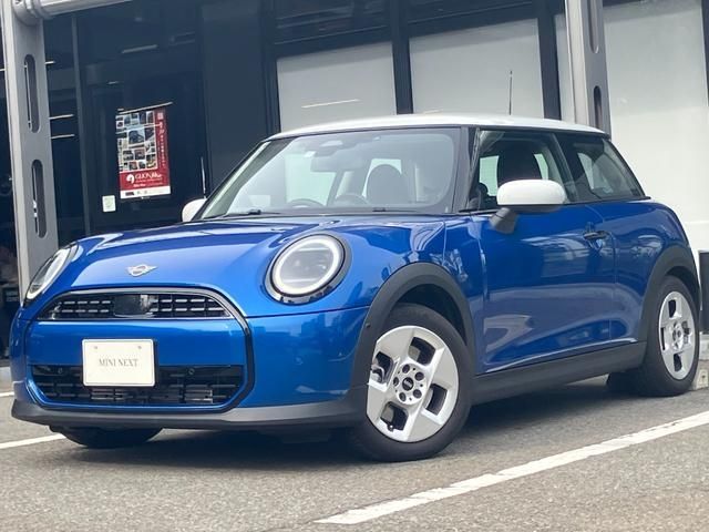 BMW MINI COOPER 2024