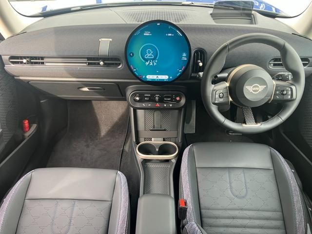 BMW MINI COOPER 2024